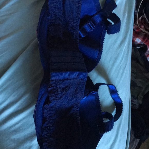 bra - Picture 3 of 3